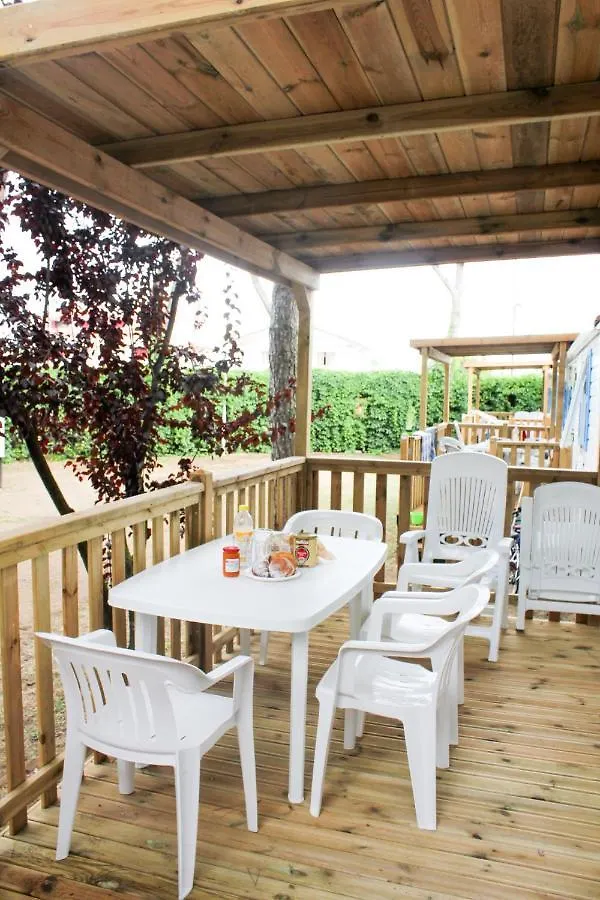 Happy Camp Mobile Homes in Brioni Sunny Camping Štinjan