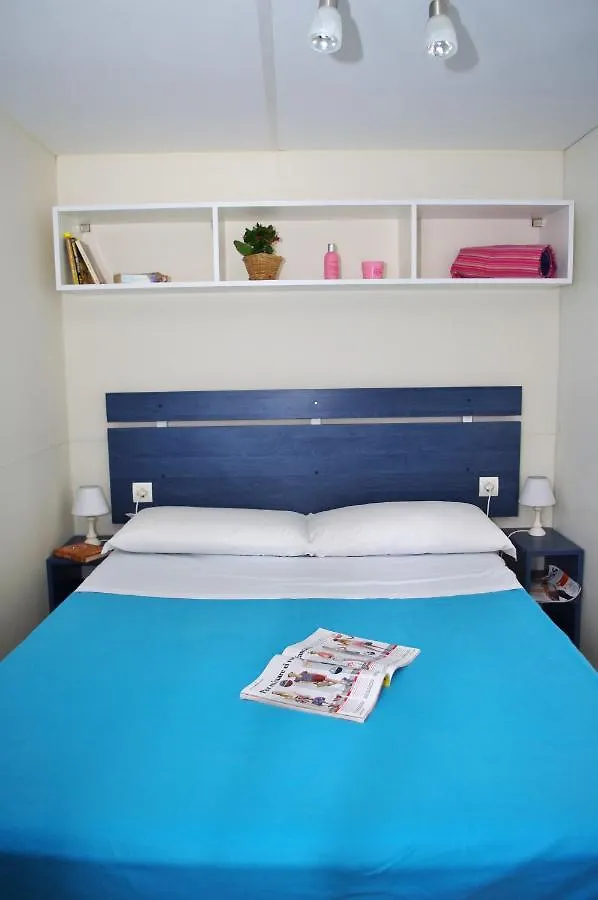 Happy Camp Mobile Homes in Brioni Sunny Camping Štinjan Croazia